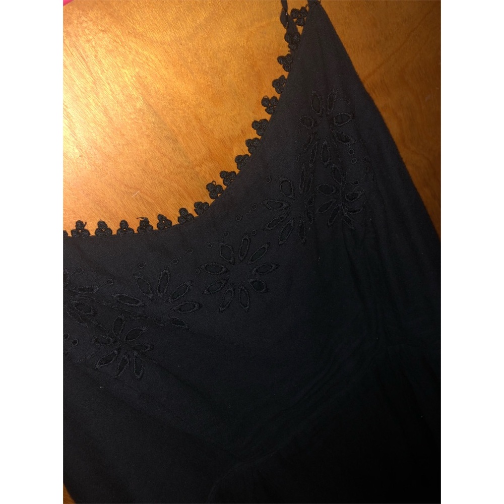 Black Dress - Picture 2 of 5
